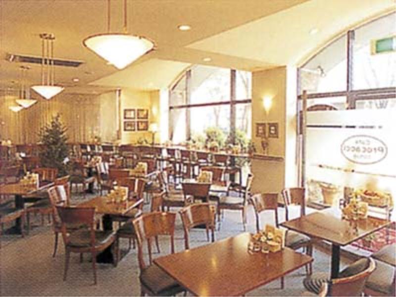 Dukes Hakata Hotel 3*