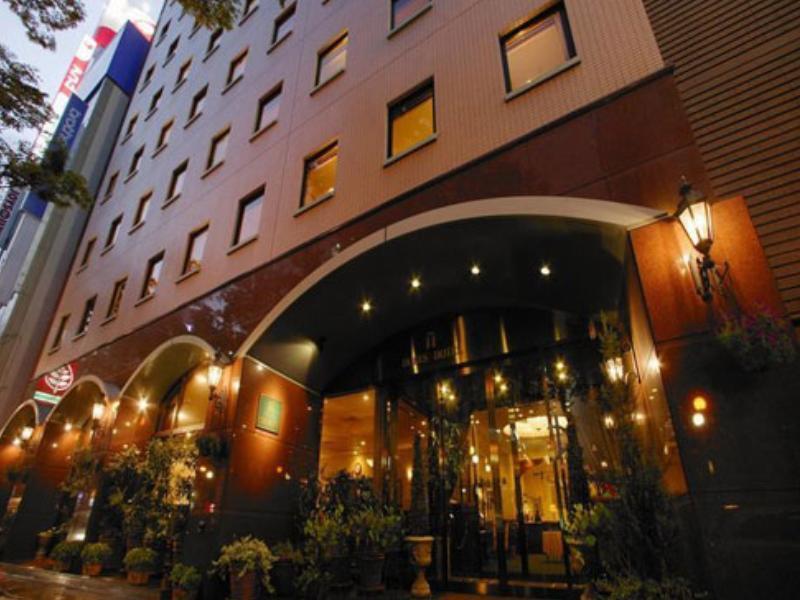 Dukes Hakata